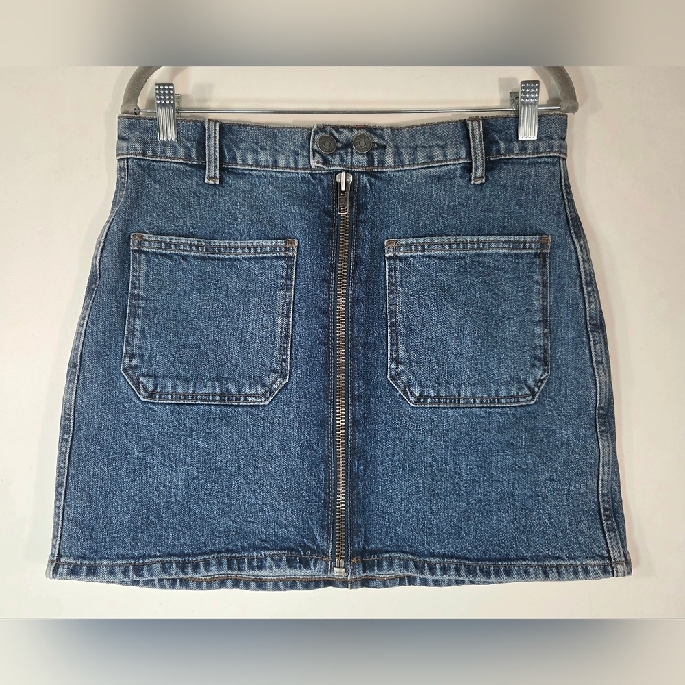 REFORMATION ANNA PATCH POCKET  DENIM MINI SKIRT.